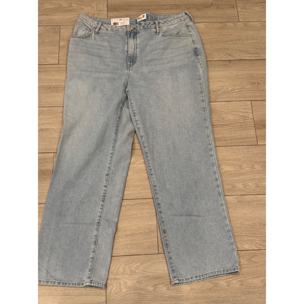 NWT Seven7 Loose Straight Leg Jeans High Rise Light Wash Key West 18W NWT
